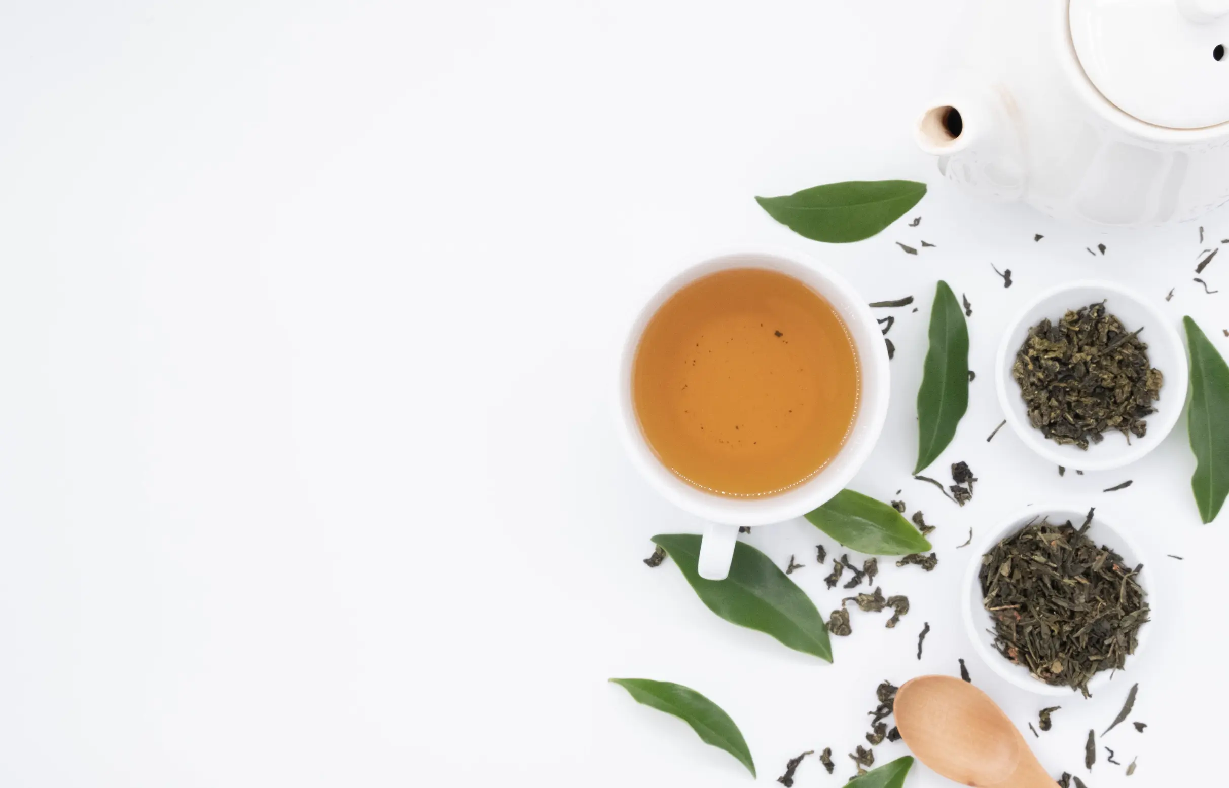 Green tea with loose leaves